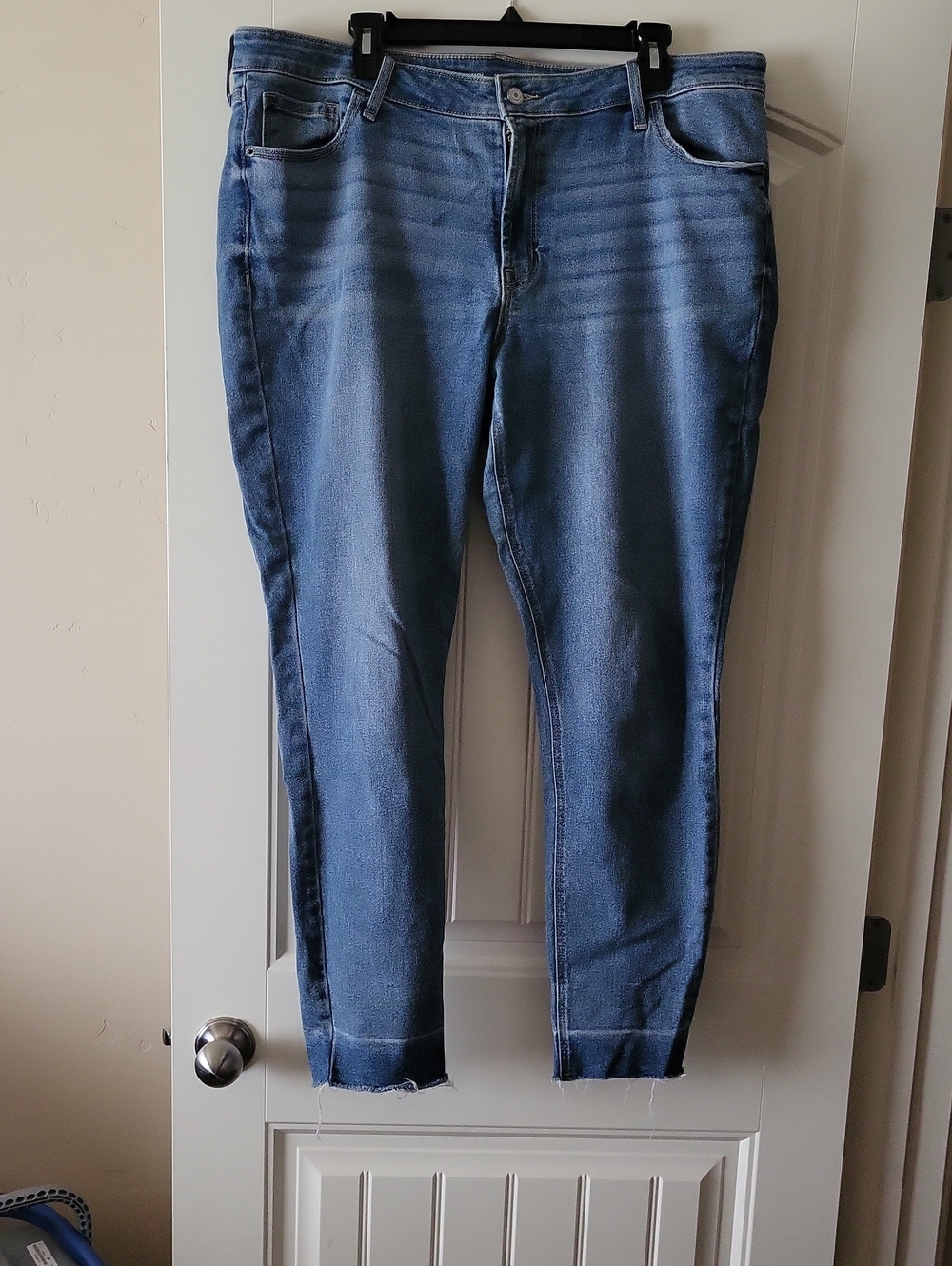 Old Navy Mid Rise Rockstar Super Skinny Classic Blue Women's Jeans